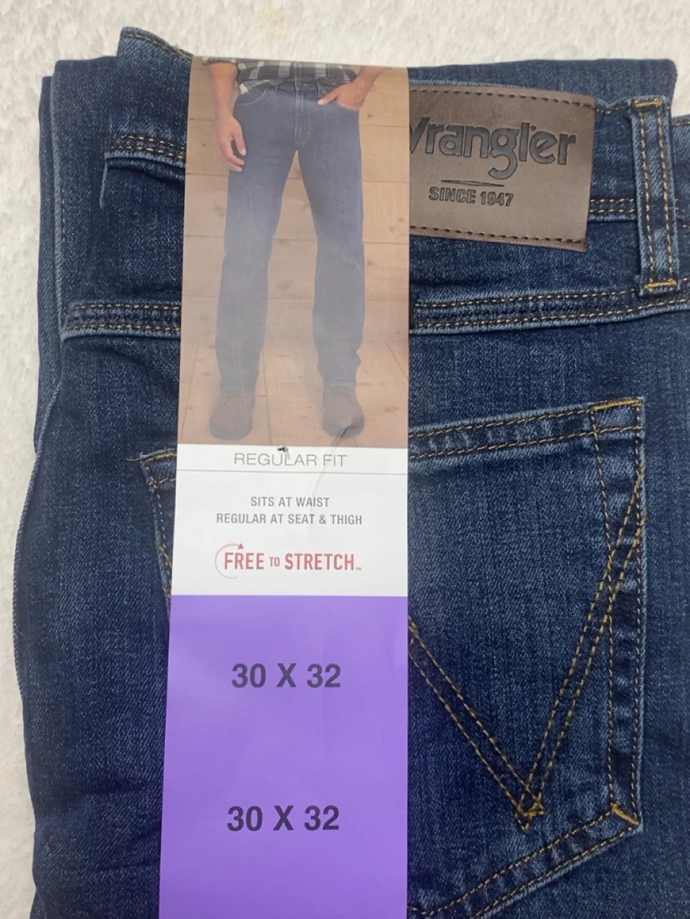 Wrangler Men’s Dark Blue Relaxed Jeans
